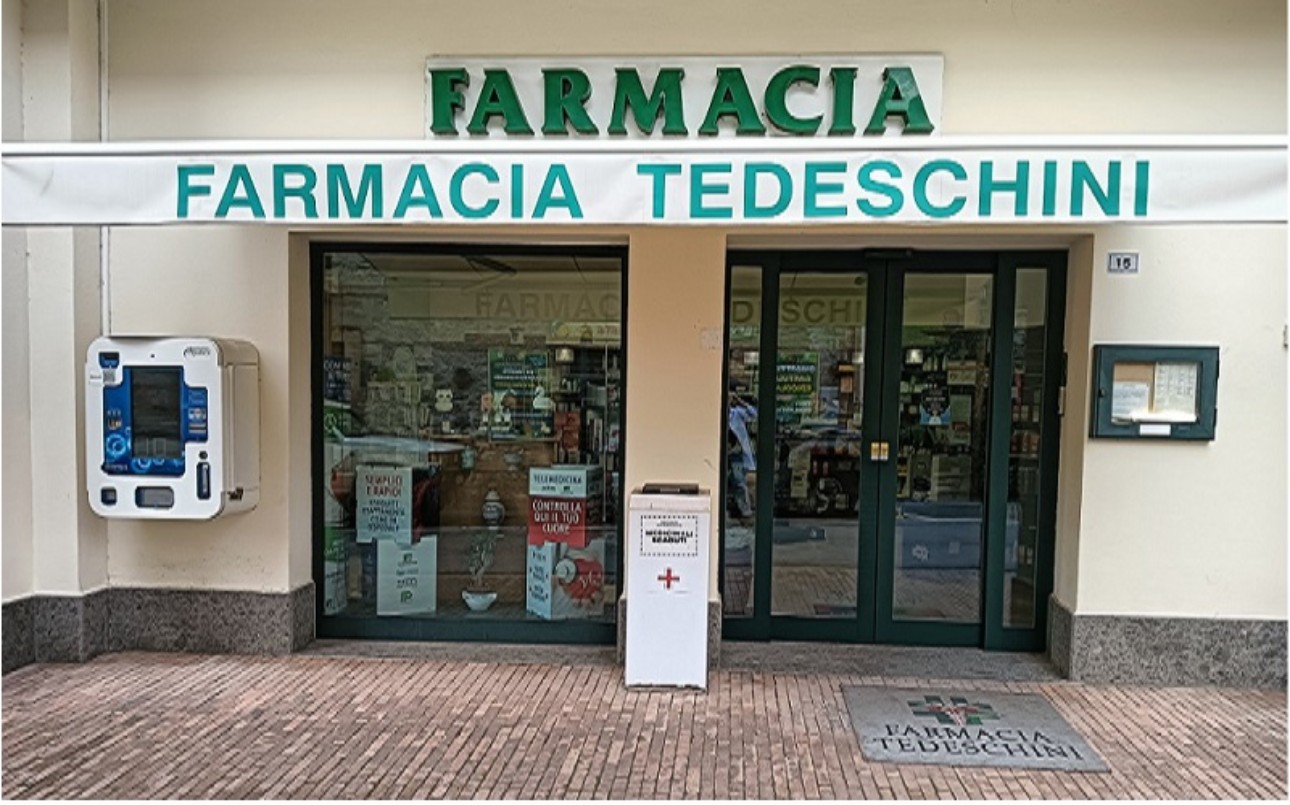 Ingresso Farmacia Innocenti Tedeschini